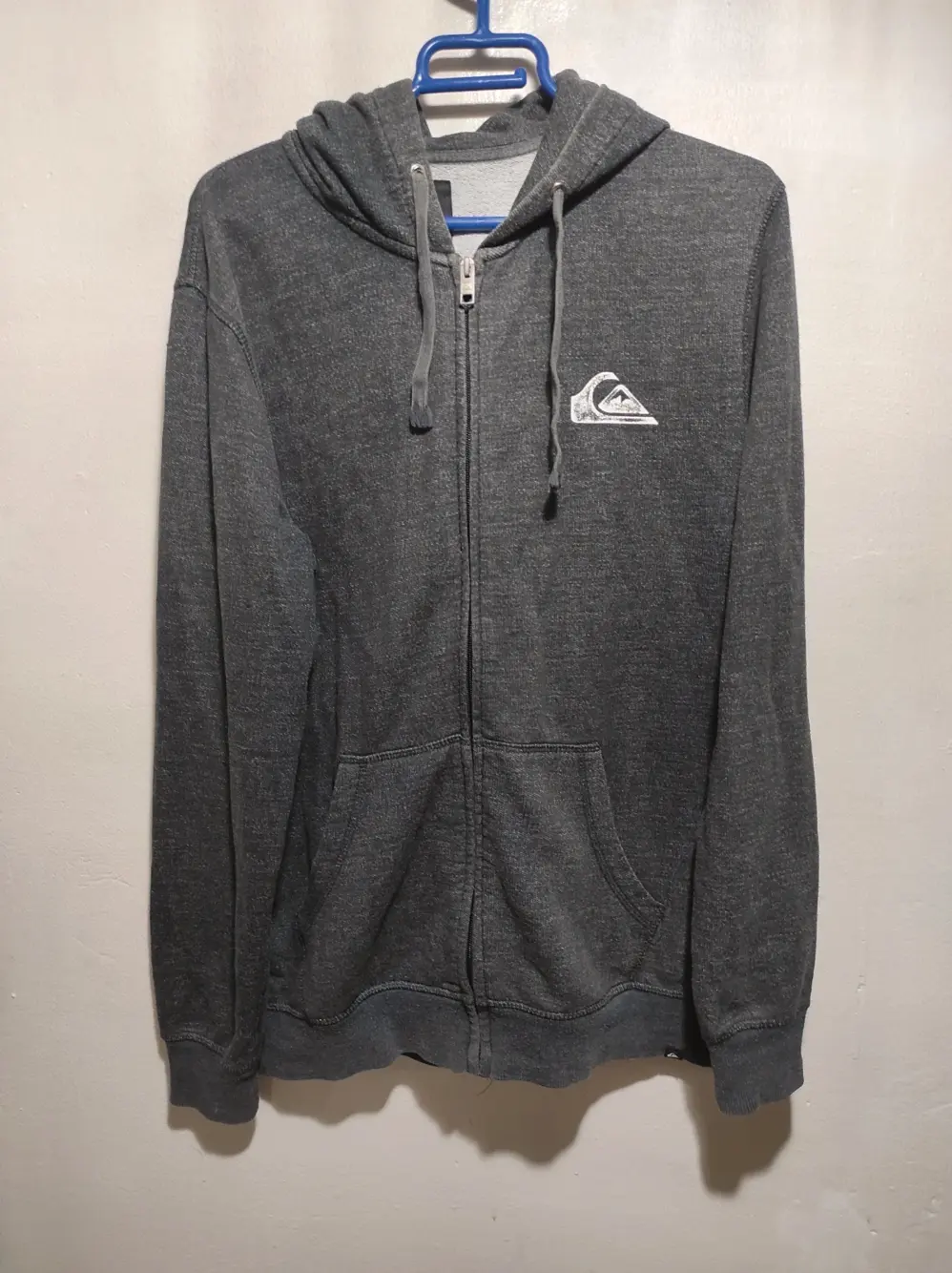Sudadera con capucha y cremallera Quiksilver talla S