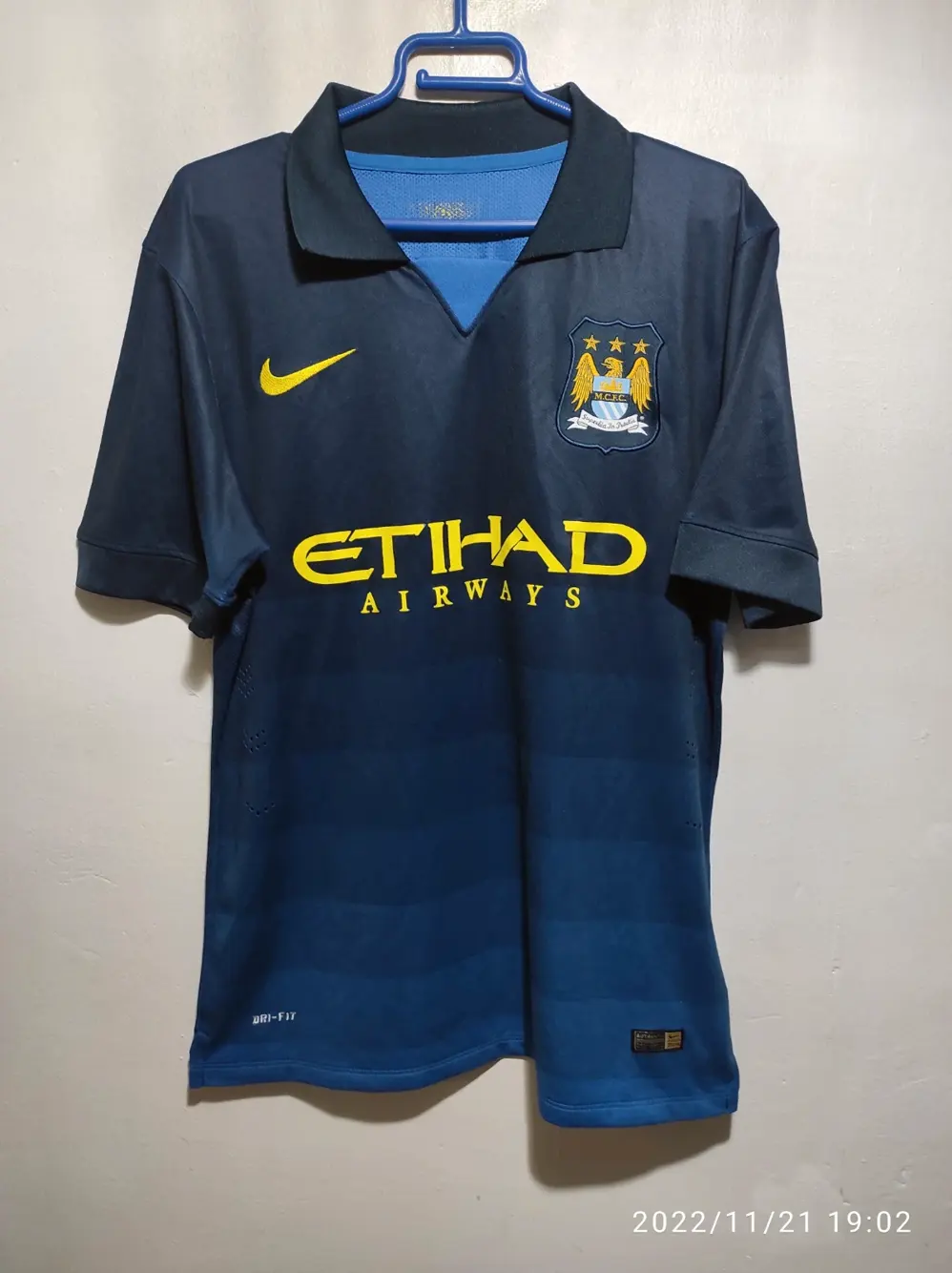 Camiseta Manchester city Nike talla M ver medidas