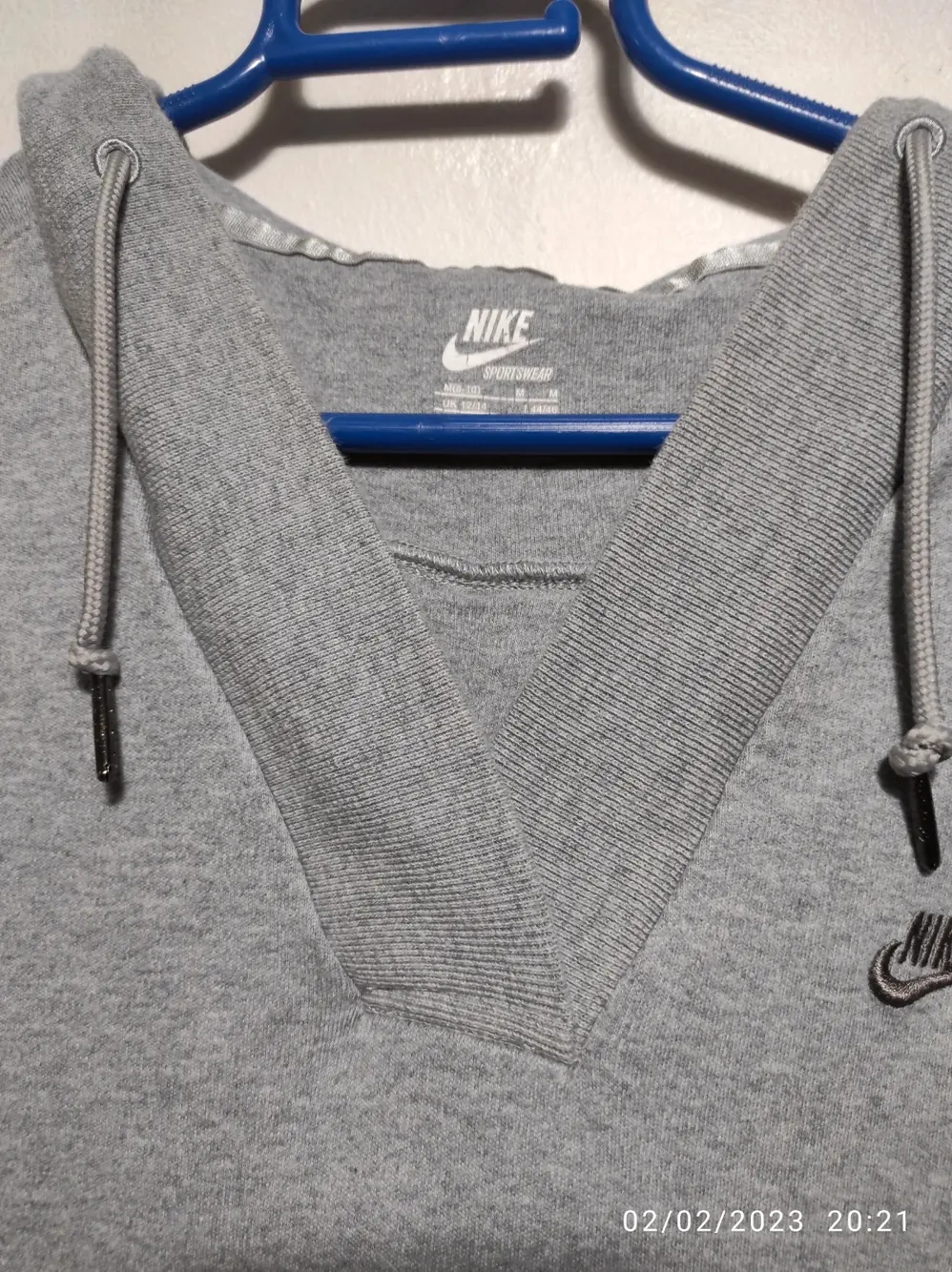 Sudadera con capucha Nike talla M unisex, foto 4