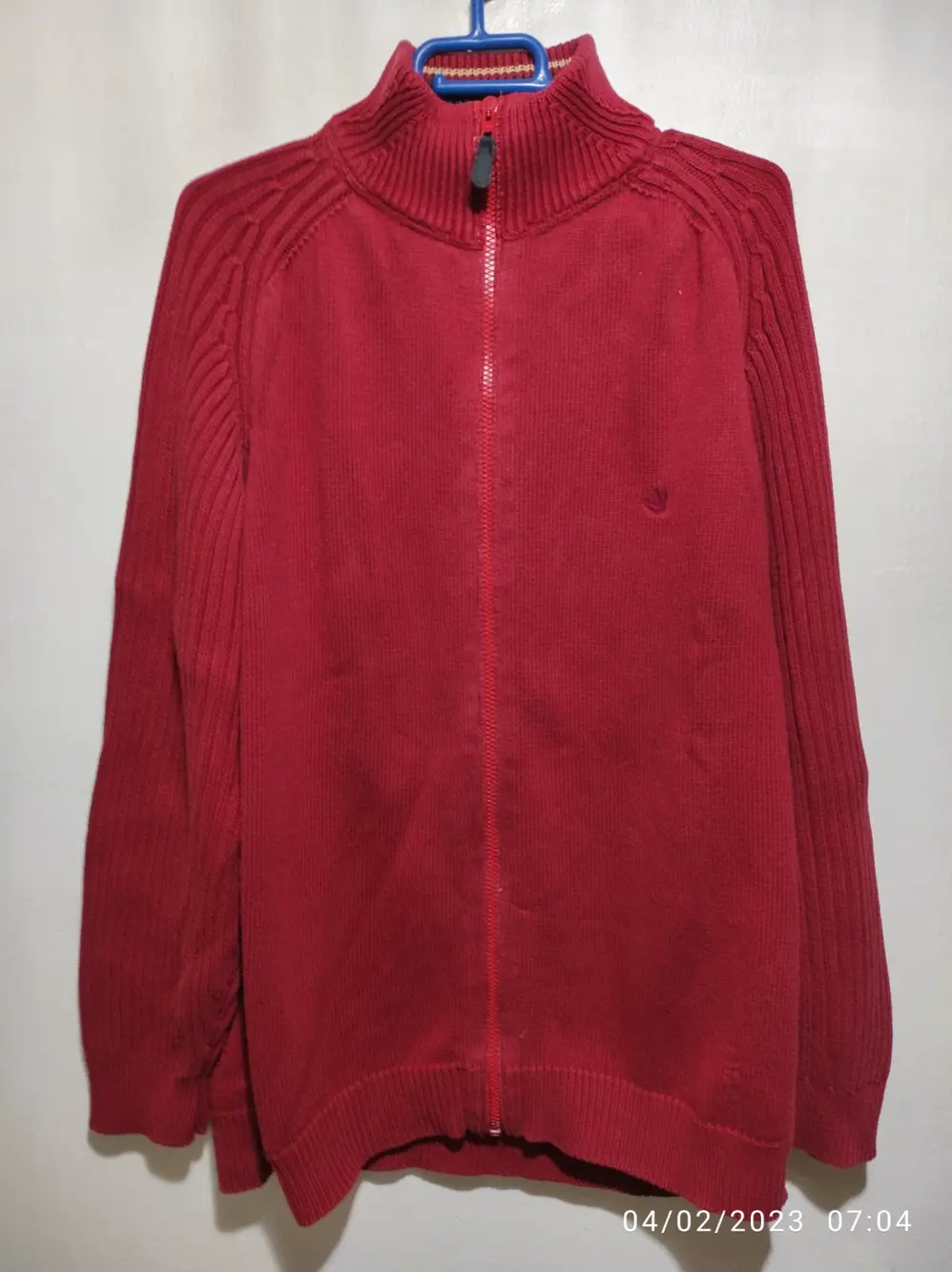 Jersey cuello alto Cortefiel talla XXL pero sirve para XL ver medidas