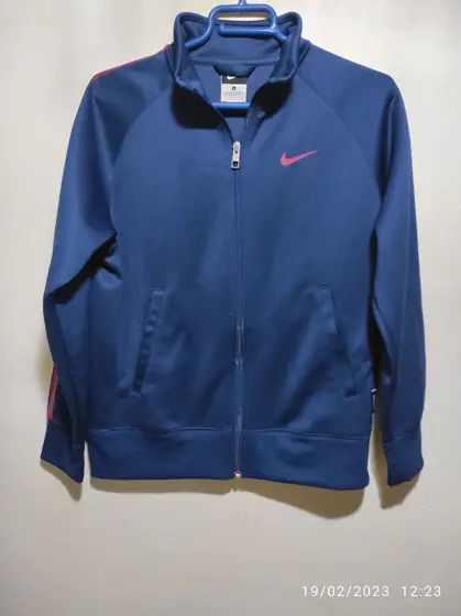 Sudadera con cremallera FC Barcelona talla L pero sirve para M ver medidas