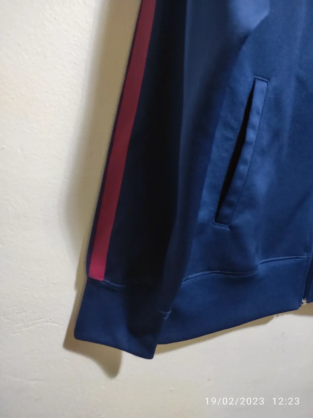 Sudadera con cremallera FC Barcelona talla L pero sirve para M ver medidas, foto 4