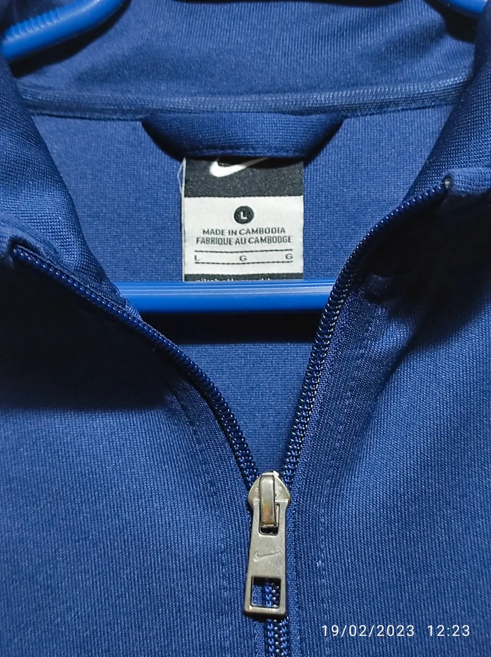 Sudadera con cremallera FC Barcelona talla L pero sirve para M ver medidas, foto 5