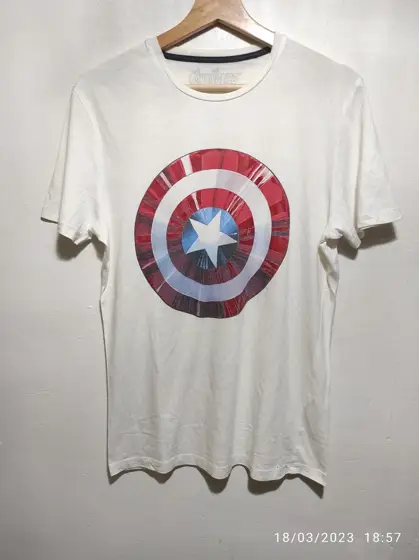 Camiseta manga corta The Avengers Marvel by Celio talla M