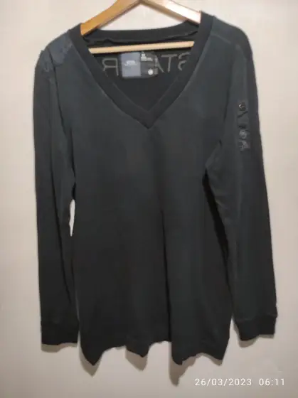 Jersey cuello de pico G-star raw talla XL sirve para L ver medidas