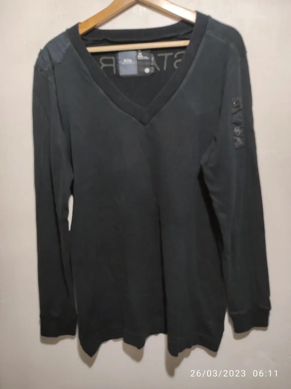 Jersey cuello de pico G-star raw talla XL sirve para L ver medidas