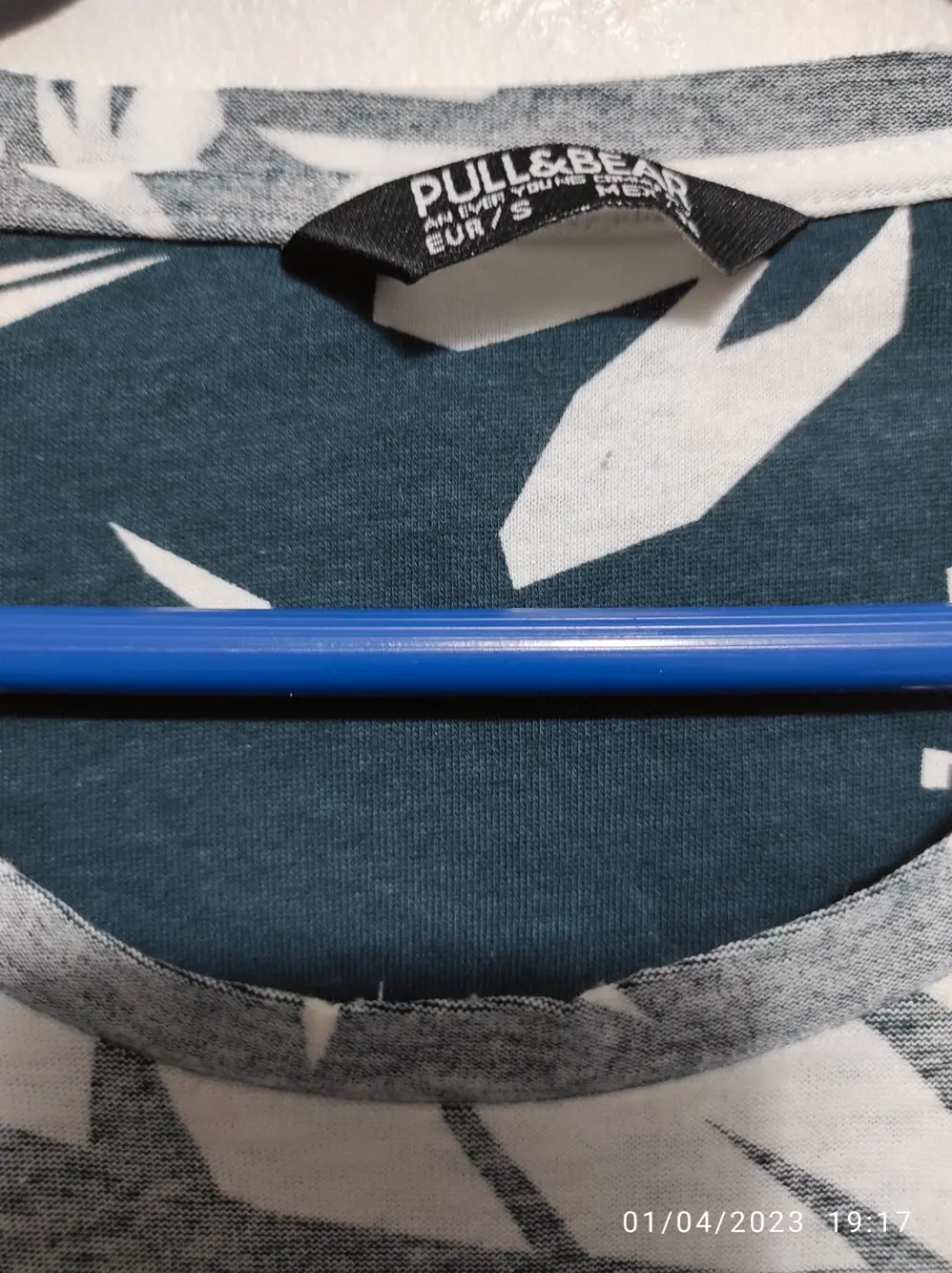 Camiseta manga corta Pull & Bear talla S, foto 3