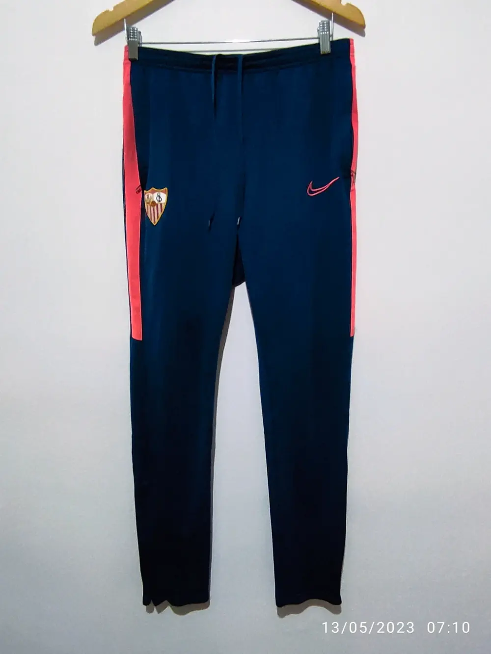 Pantalon chandal Nike Sevilla talla M