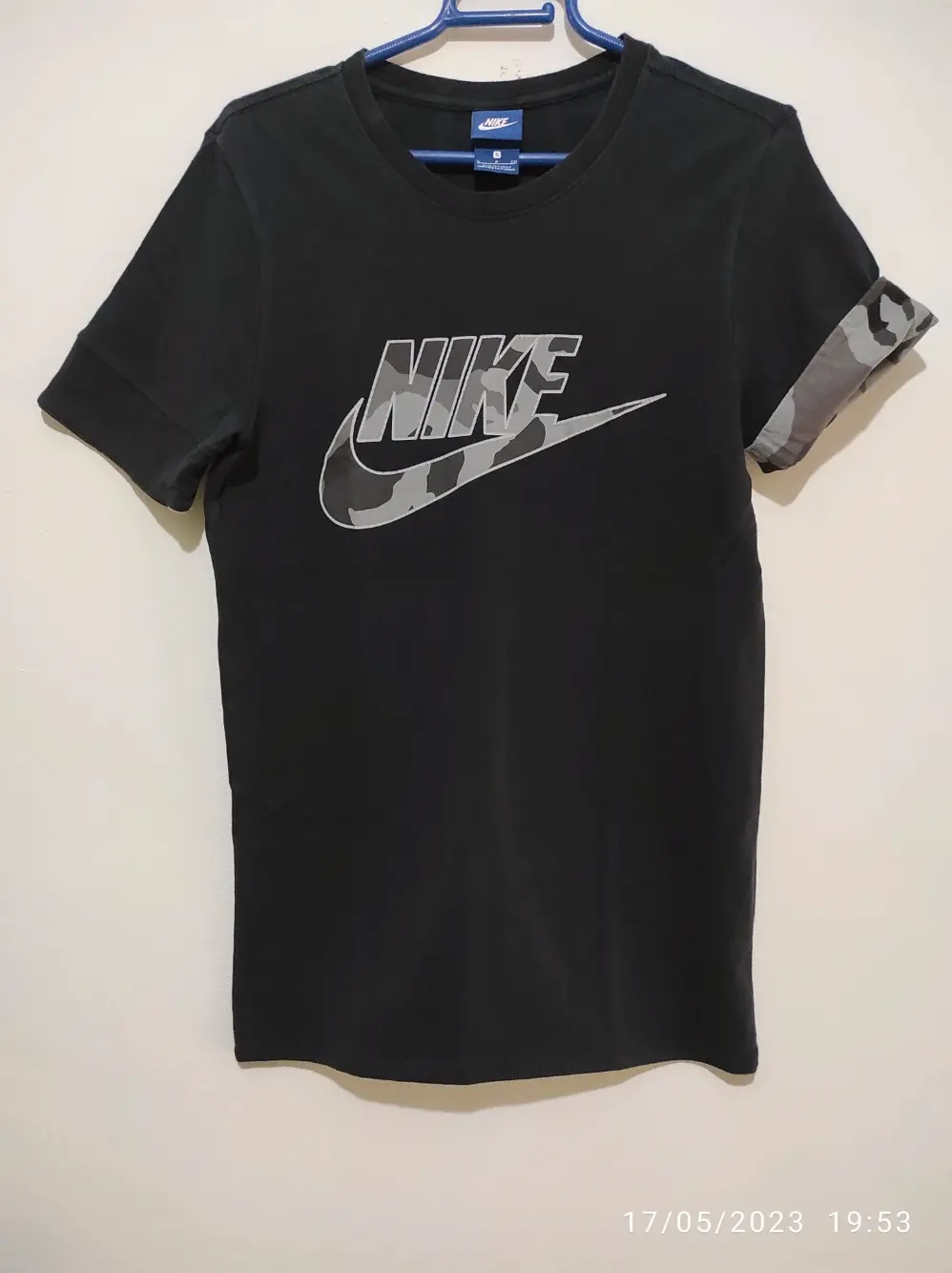 Camiseta manga corta Nike Black camo talla S unisex