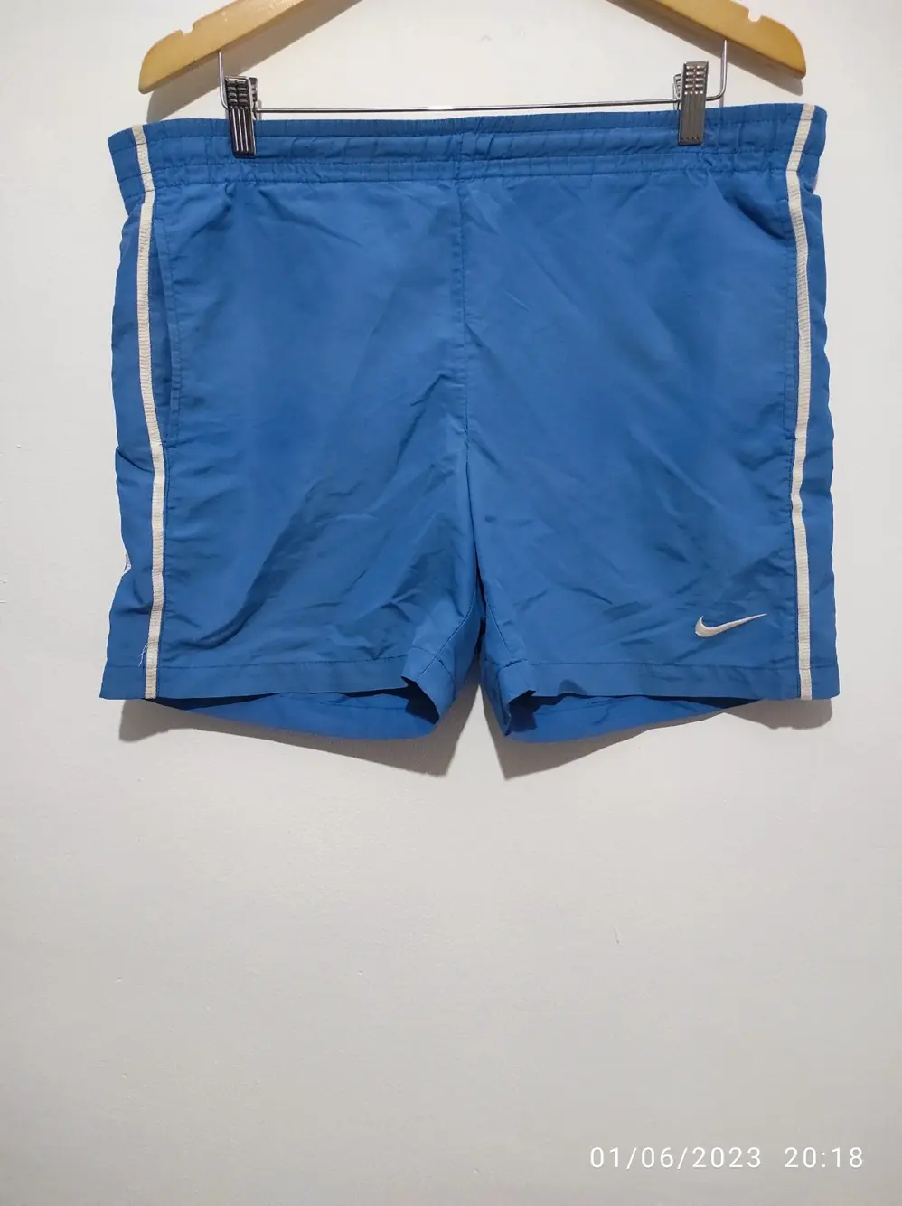 Pantalon corto short Nike talla M pero es una XXL ver medidas
