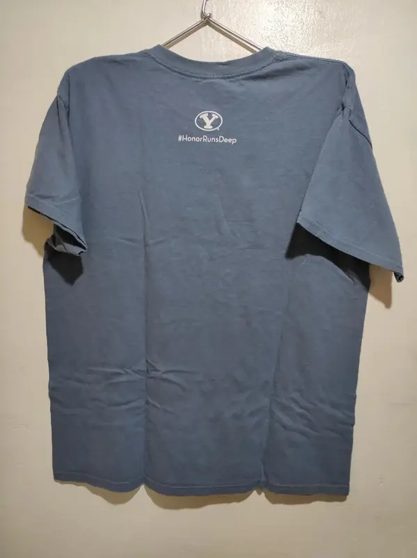 Camiseta manga corta #honor runs deep Gildan, foto 3