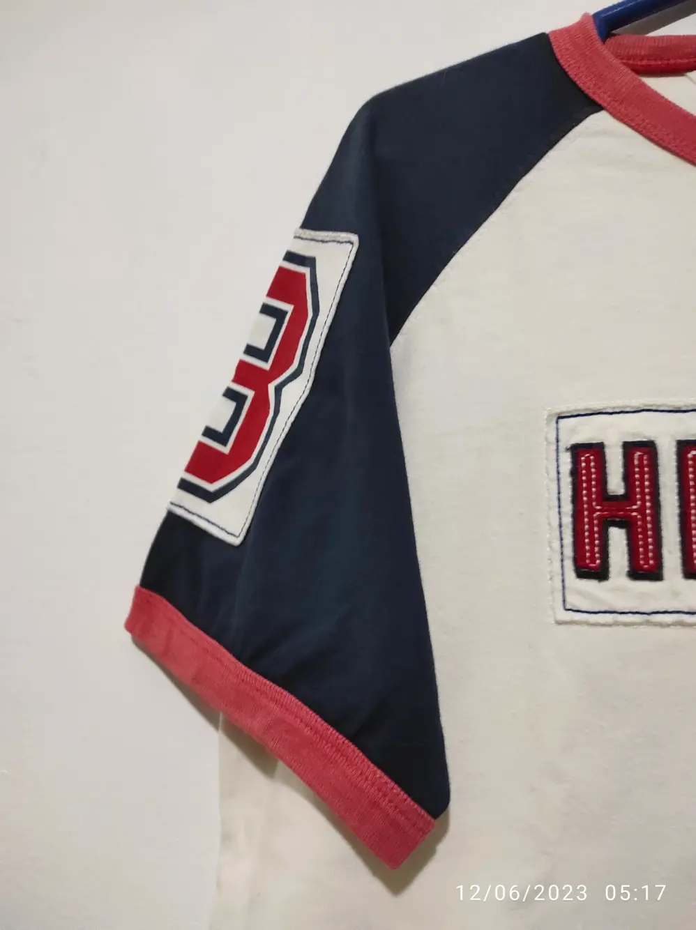 Camiseta manga corta Tommy Hilfiger talla 14L sirve para S ver medidas, foto 5