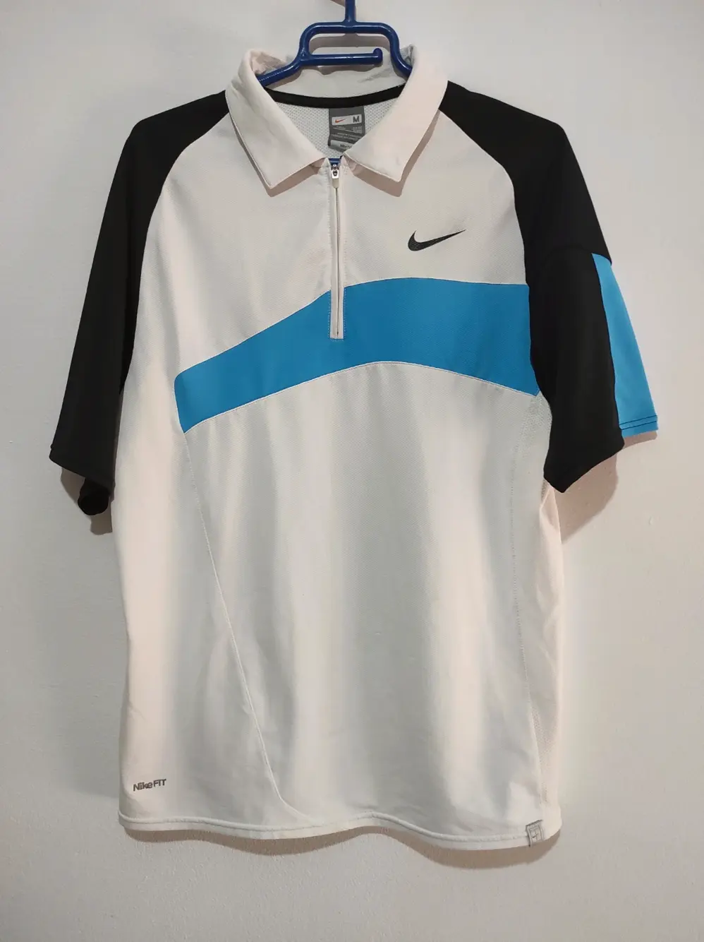 Polo tenis Nike Fit talla M