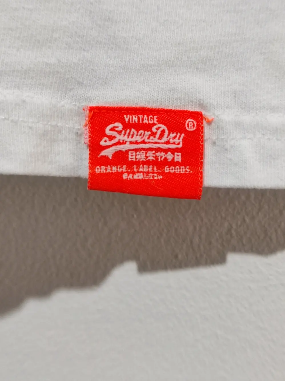Camiseta manga corta Superdry vintage talla XL sirve para L ver medidas, foto 5