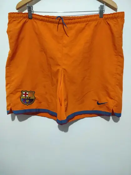 Pantalon corto short vintage Fc Barcelona Nike talla M pero es una 3xl