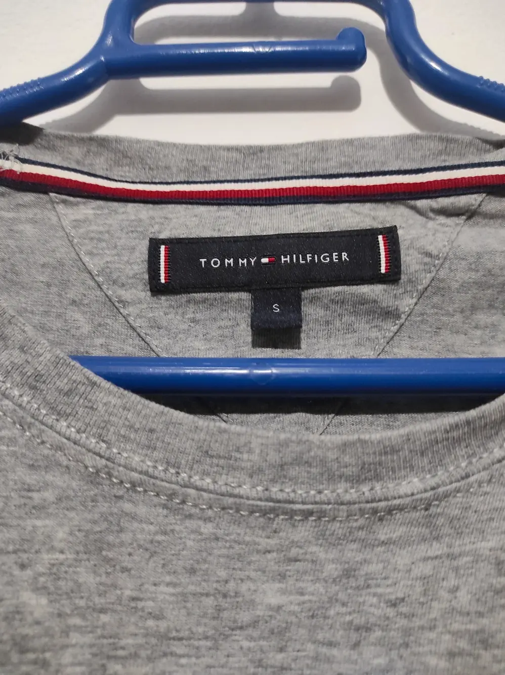 Camiseta manga corta Tommy Hilfiger talla S, foto 3