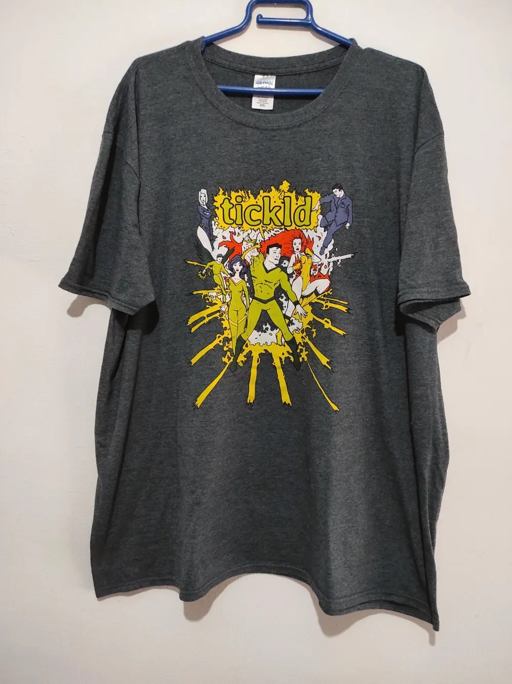 Camiseta Super heroes Tickld talla 2XL Gildan