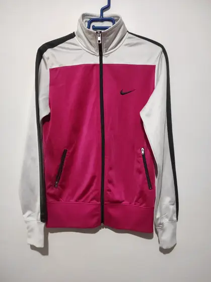 Sudadera con cremallera Nike talla M sirve para S ver medidas