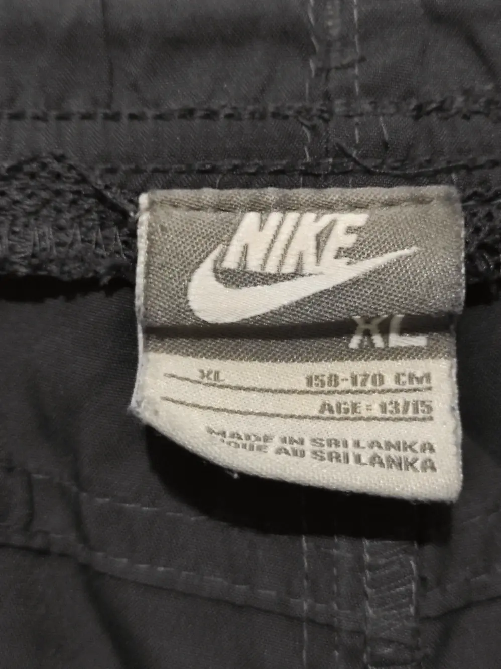 Pantalon corto Nike talla 15años sirve para S/M ver medidas, foto 5