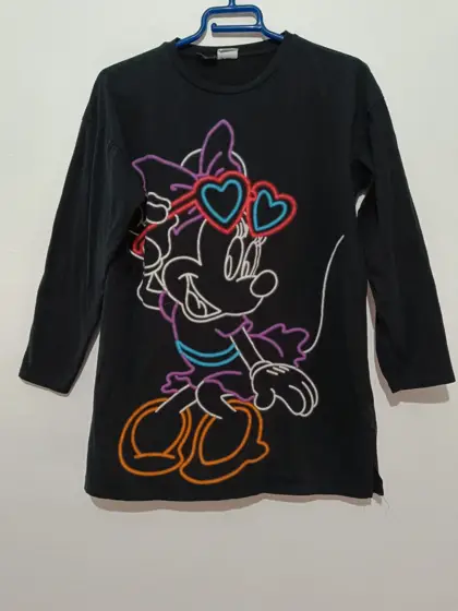 Jersey Minnie mouse Disney talla 11-12años 152cm