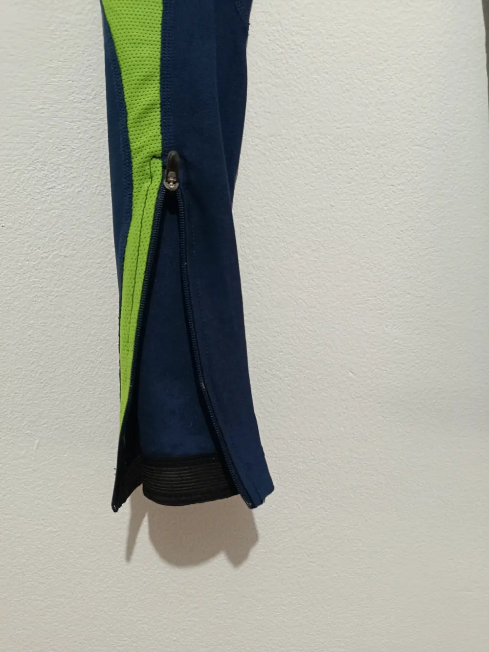 Pantalon entrenamiento Nike talla M, foto 5