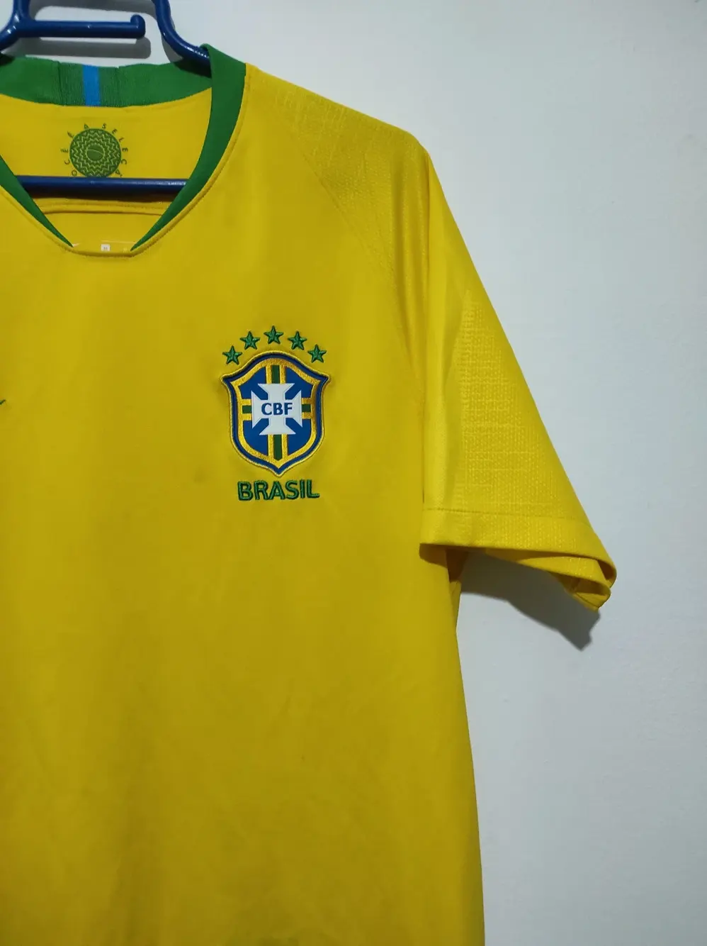 Camiseta Brasil 2018 Nike talla M, foto 3