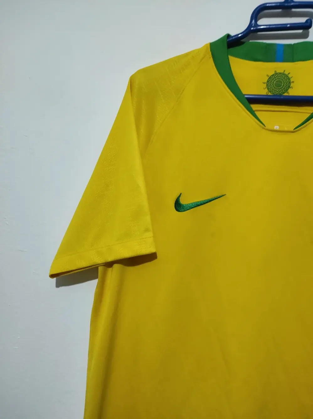 Camiseta Brasil 2018 Nike talla M, foto 4