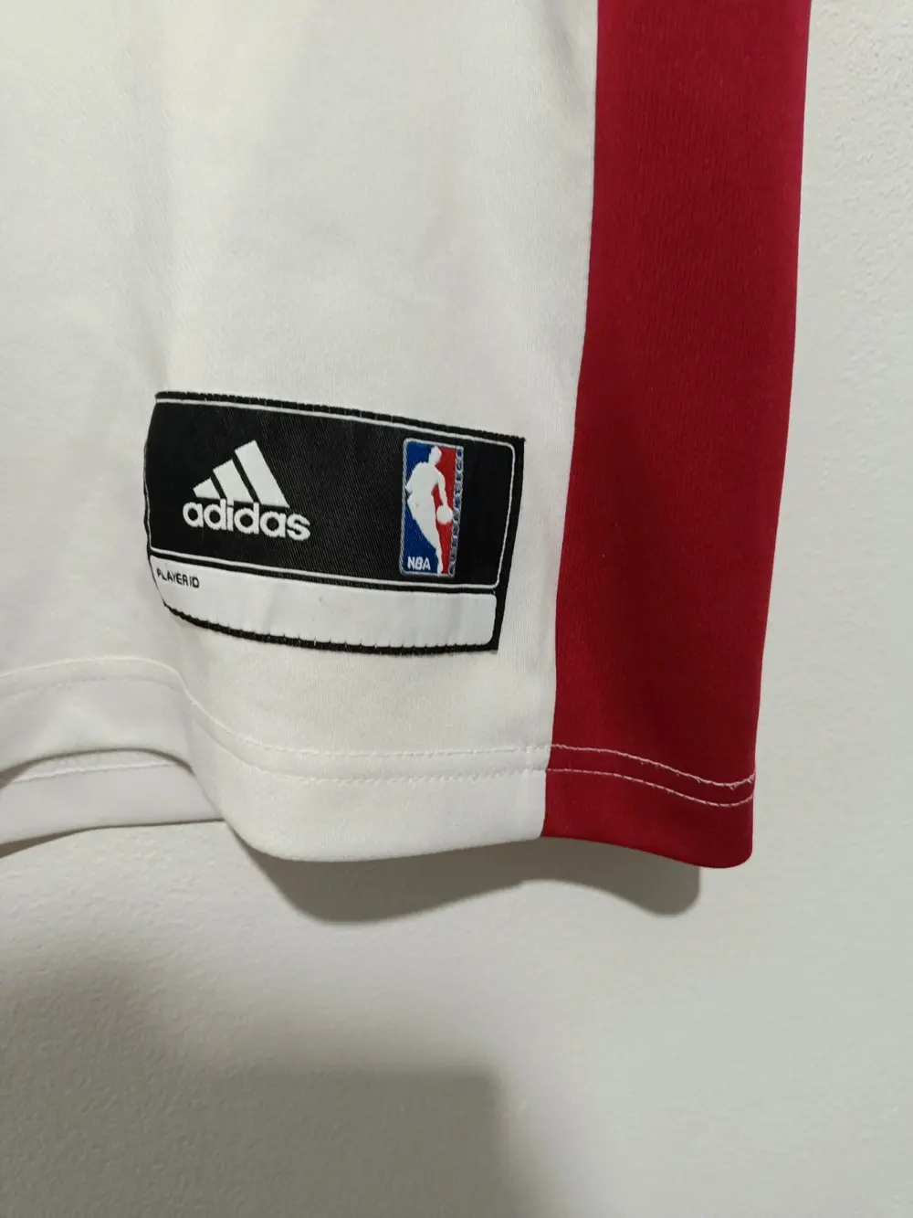 Camiseta NBA LeBron James 6 Miami Heat Adidas talla S, foto 2