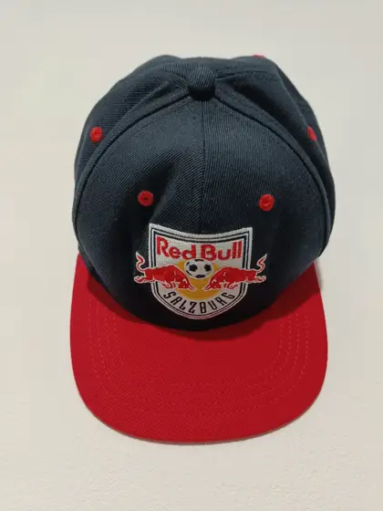 Gorra Salzburg FC Red bull Original!! Talla 58cm ajustable adulto unisex