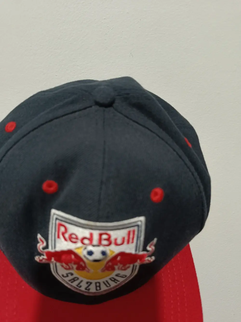 Gorra Salzburg FC Red bull Original!! Talla 58cm ajustable adulto unisex, foto 3