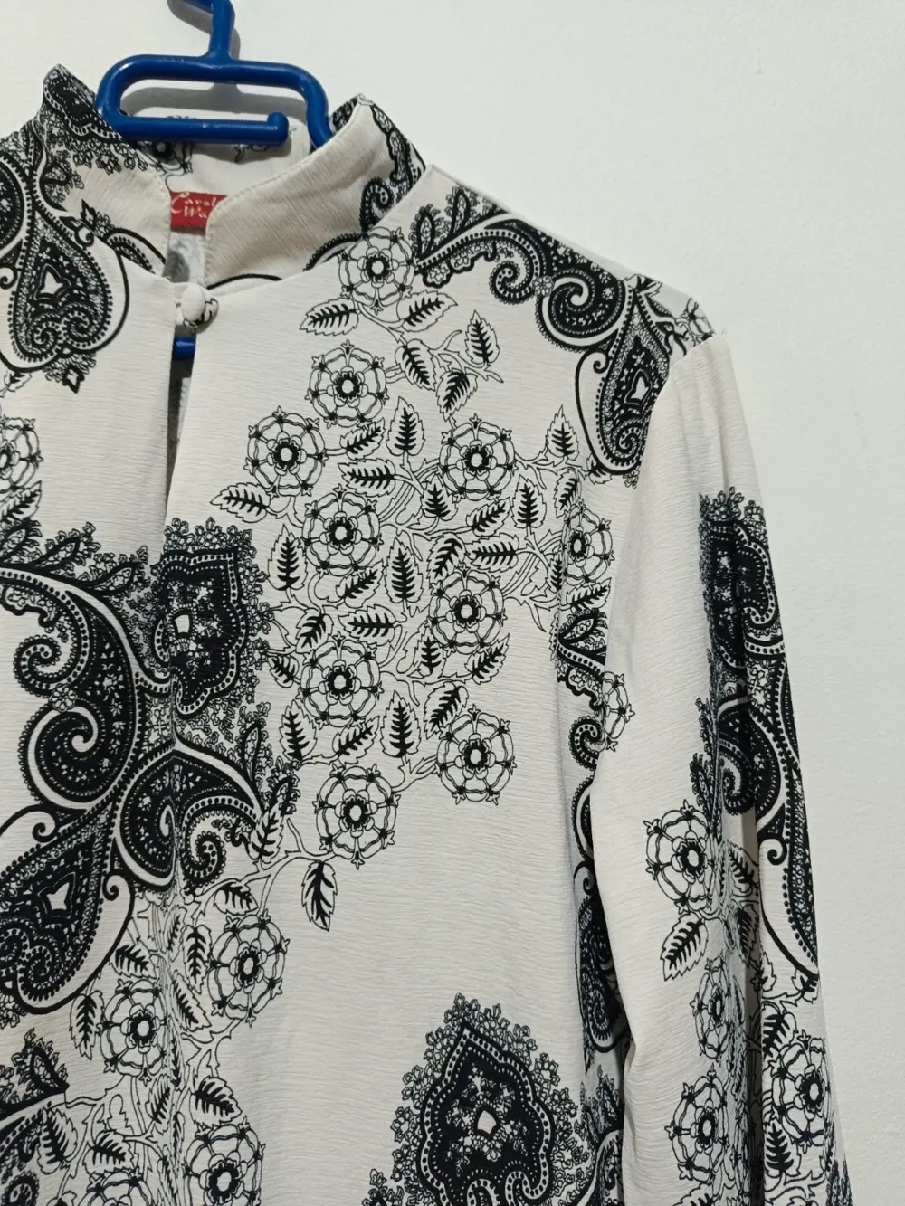 Camiseta blusa manga 3/4 Carolina Wunsch talla S/M ver medidas, foto 3