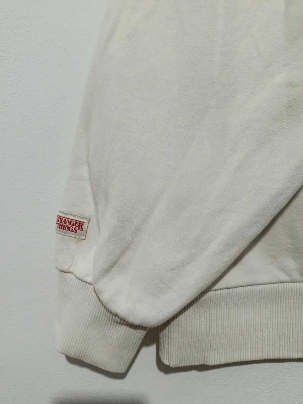 Sudadera Stranger Things Pull & Bear talla L, foto 3