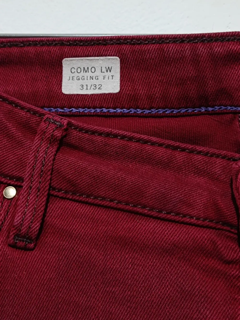 Pantalon jeggin fit Tommy Hilfiger talla 31/32 XL, foto 3