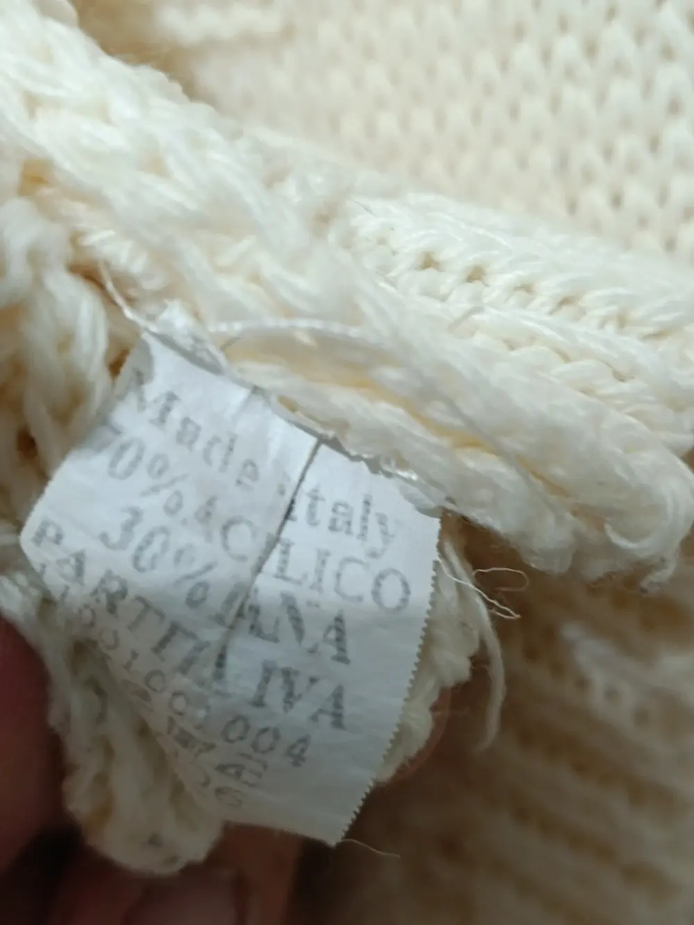 Jersey de lana cardigan Made In Italy talla única sirve para S ver medidas, foto 3
