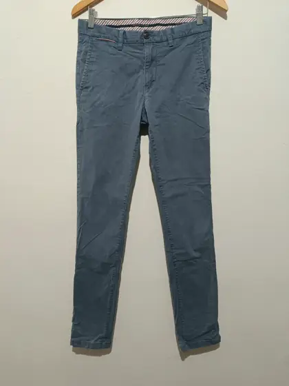 Pantalon pitillo Tommy Hilfiger talla M ver medidas