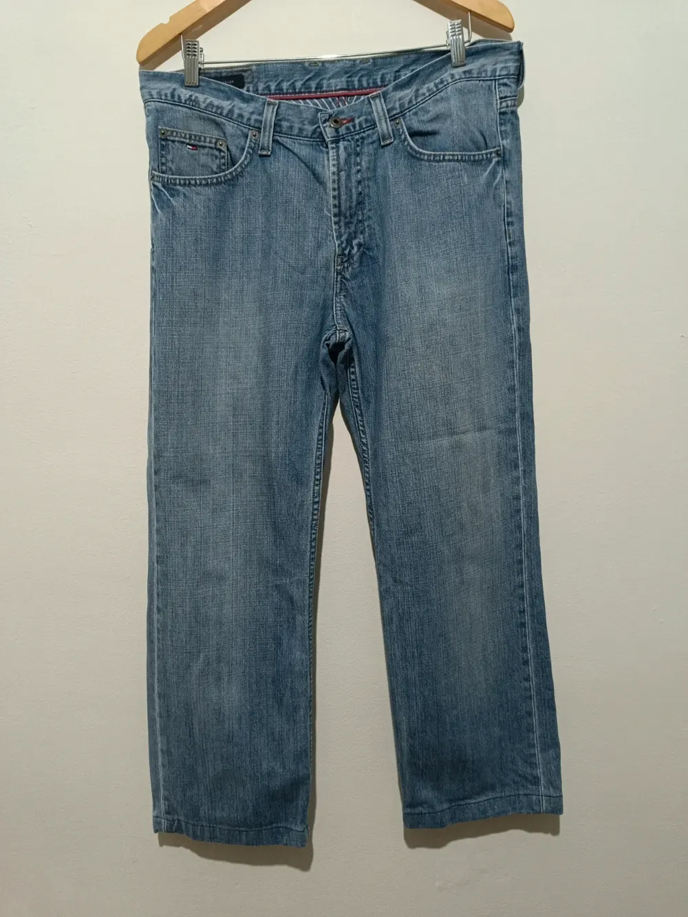 Pantalon vaquero vintage Tommy Hilfiger talla 46 XL
