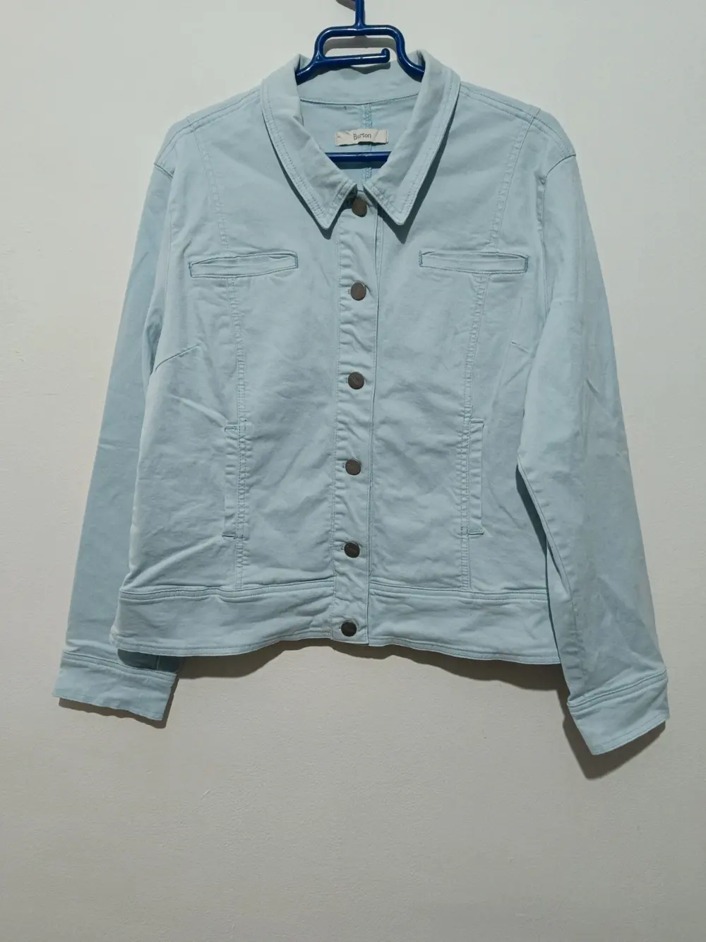 Chaqueta vaquera Burton talla 46 sirve para XL/XXL ver medidas