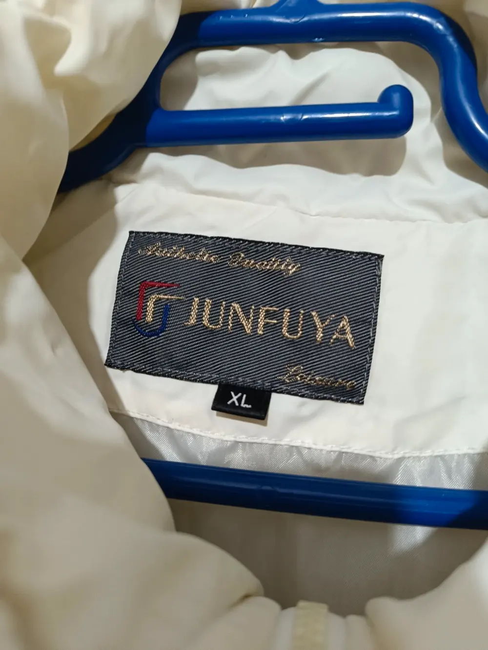 Chaqueta acolchada Junfuya talla XL pero es una M ver medidas, foto 2