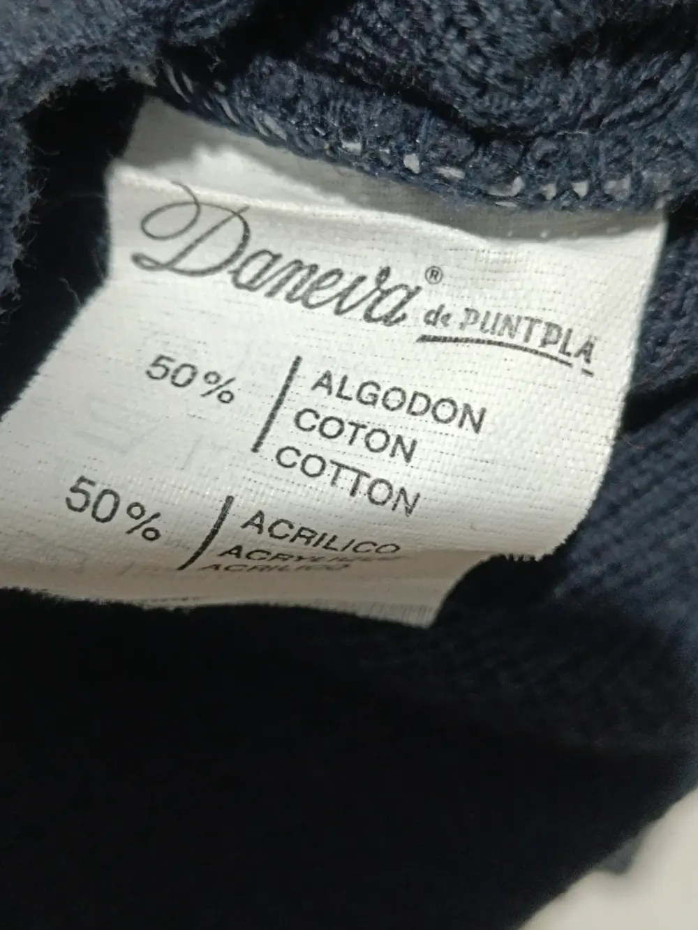 Suéter vintage cardigan cuello de pico Daneva de puntpla talla única sirve para XL ver medidas, foto 4