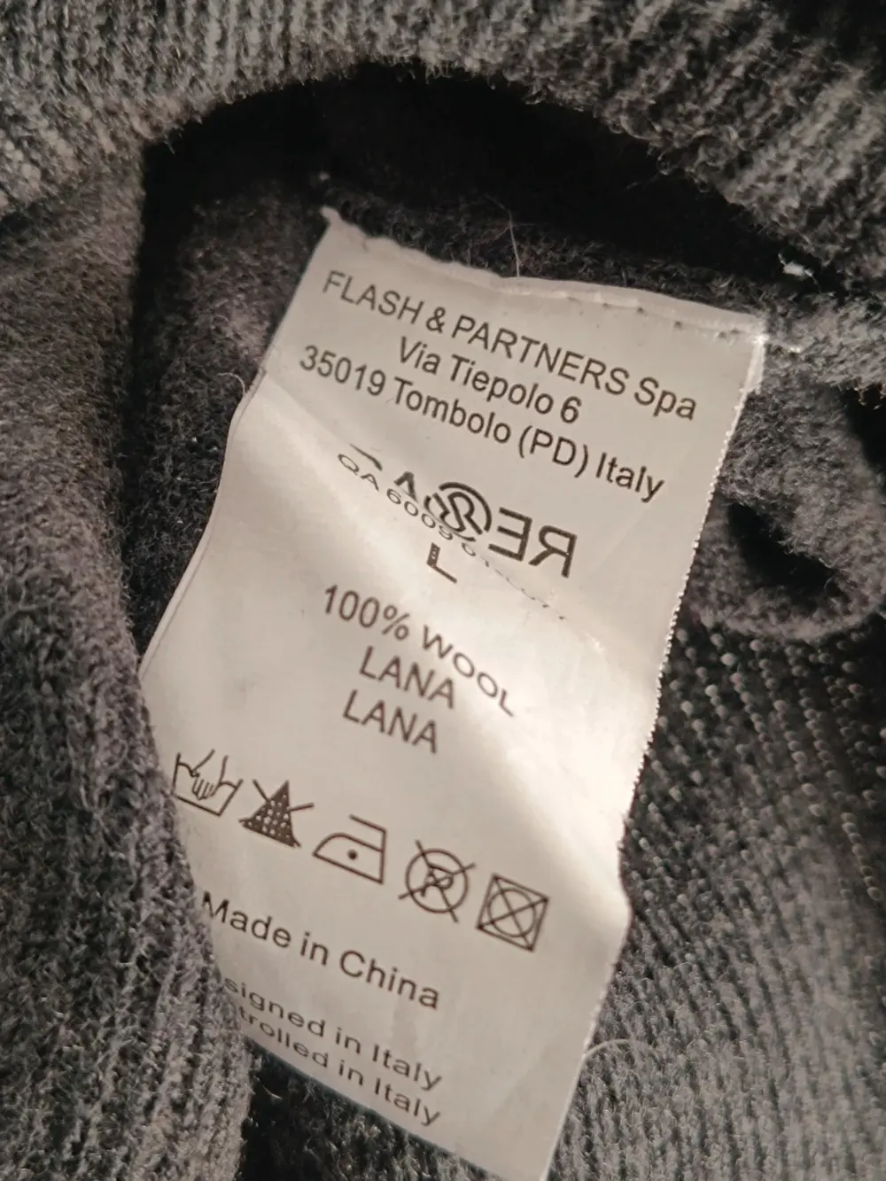 Suéter cuello alto 💯% lana Rare talla L ver medidas, foto 4