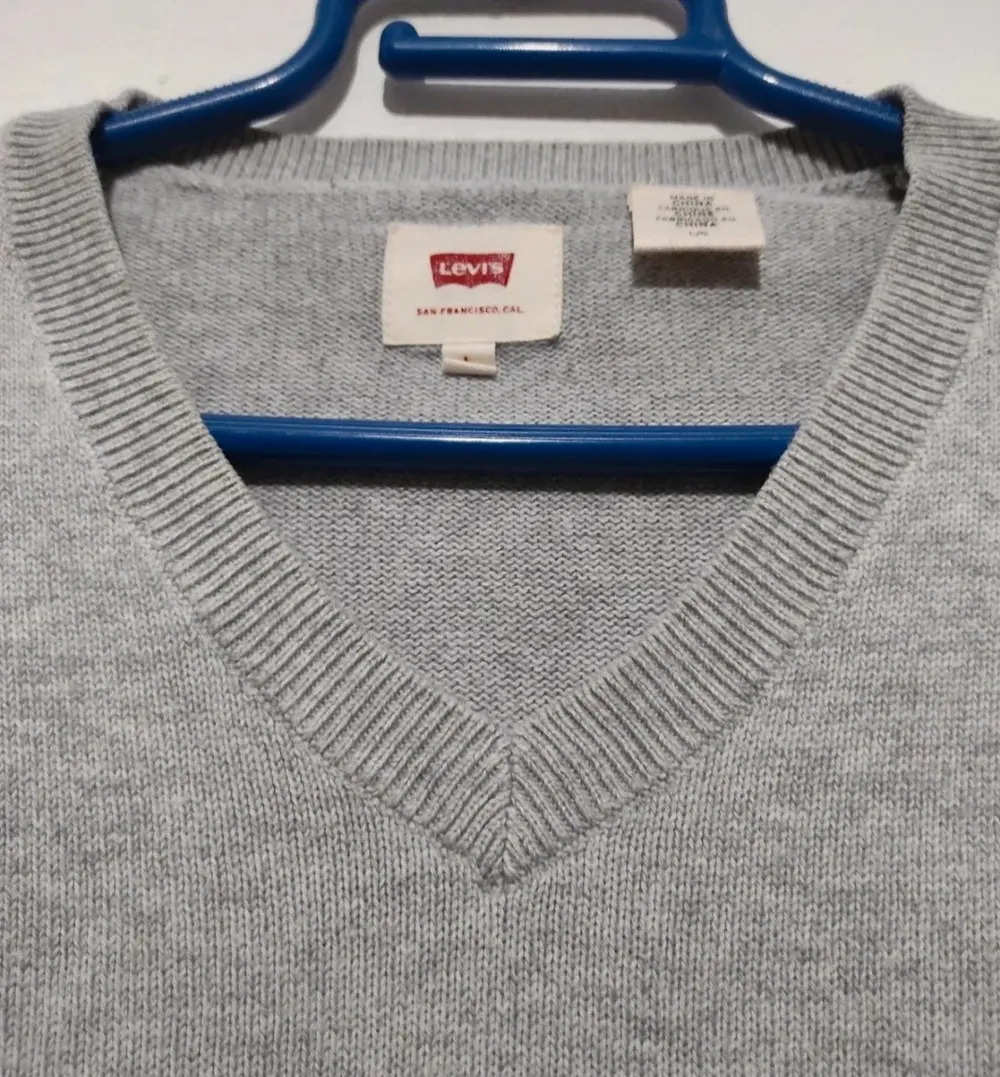 Jersey cuello de pico Levi's talla L, foto 2