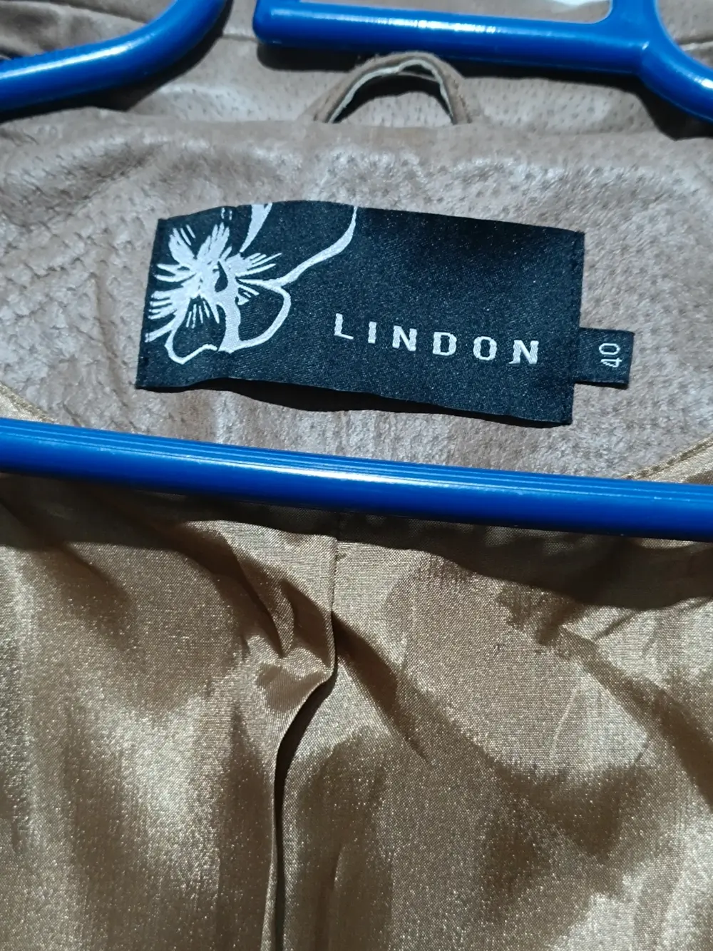 Chaqueta piel Lindon talla 40 L sirve para M ver medidas, foto 5