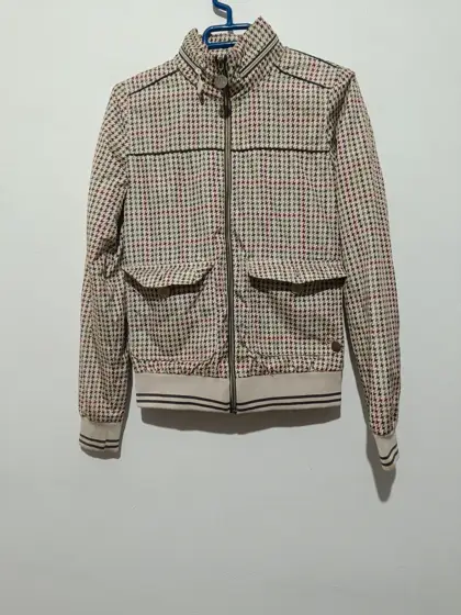 Chaqueta bomber vintage Pull & Bear talla S
