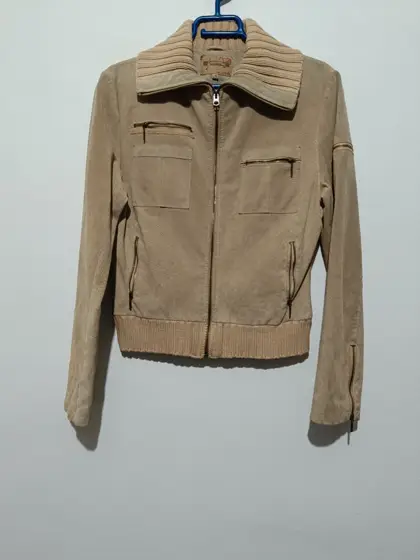 Chaqueta vintage piel Stradivarius talla L sirve para M ver medidas
