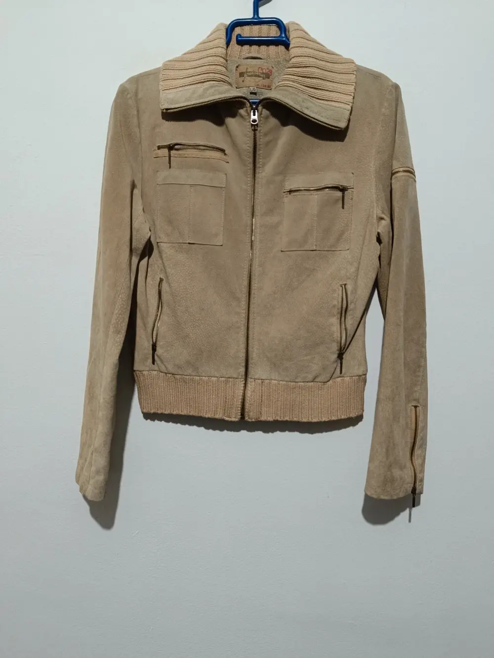 Chaqueta vintage piel Stradivarius talla L sirve para M ver medidas