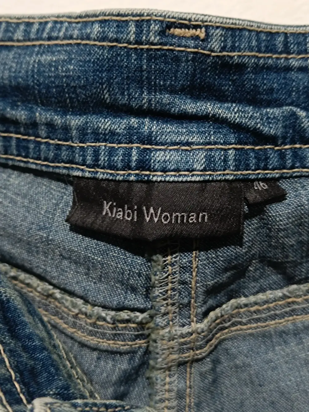 Pantalon vaquero Kiabi woman talla 46 ver medidas, foto 4