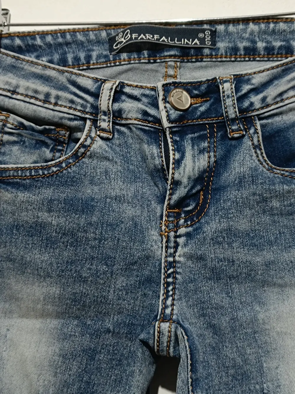Pantalon vaquero acampandos Farfallina talla 32, foto 2