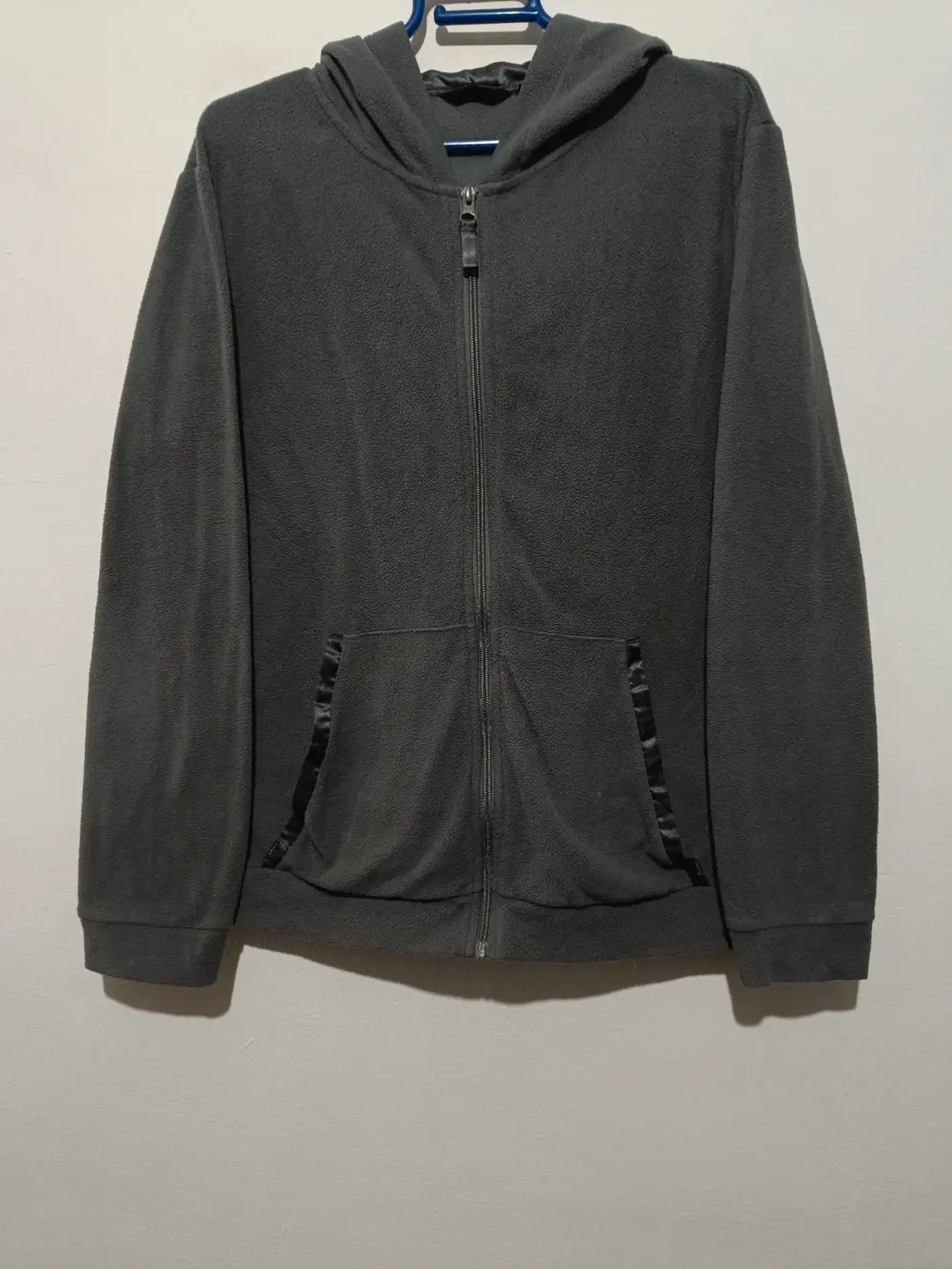 Sudadera Esmara talla 44/46 sirve para XXL ver medidas