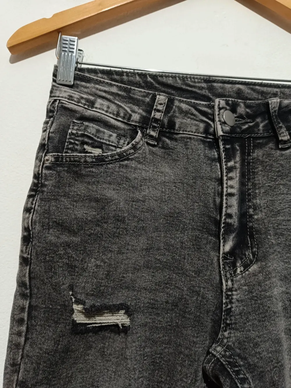 Pantalon vaquero roto pitillo Shein talla 36 S ver medidas, foto 2