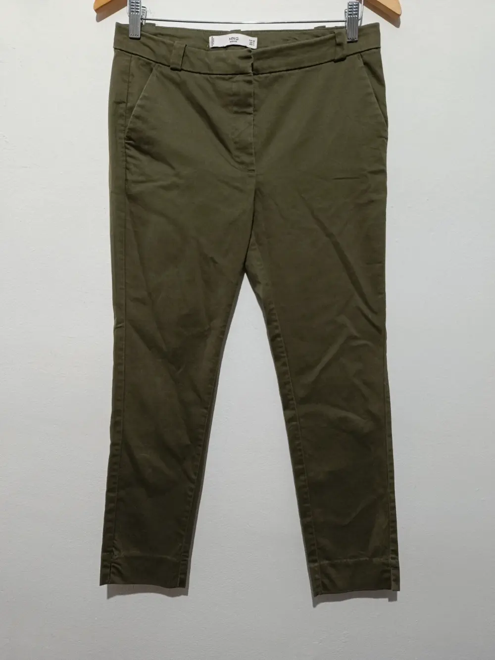Pantalon tobillero Mango Basics talla 38 ver medidas